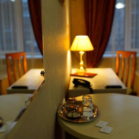 AMAKS Vizit Hotel Homel Buitenkant foto