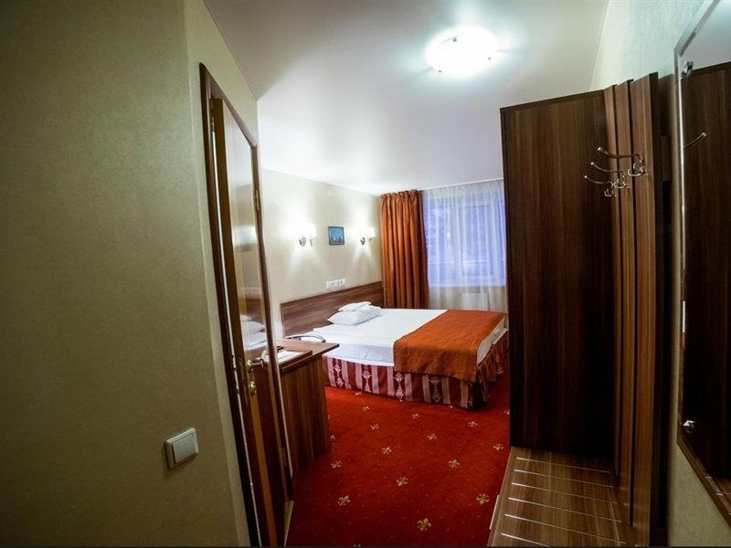 AMAKS Vizit Hotel Homel Buitenkant foto