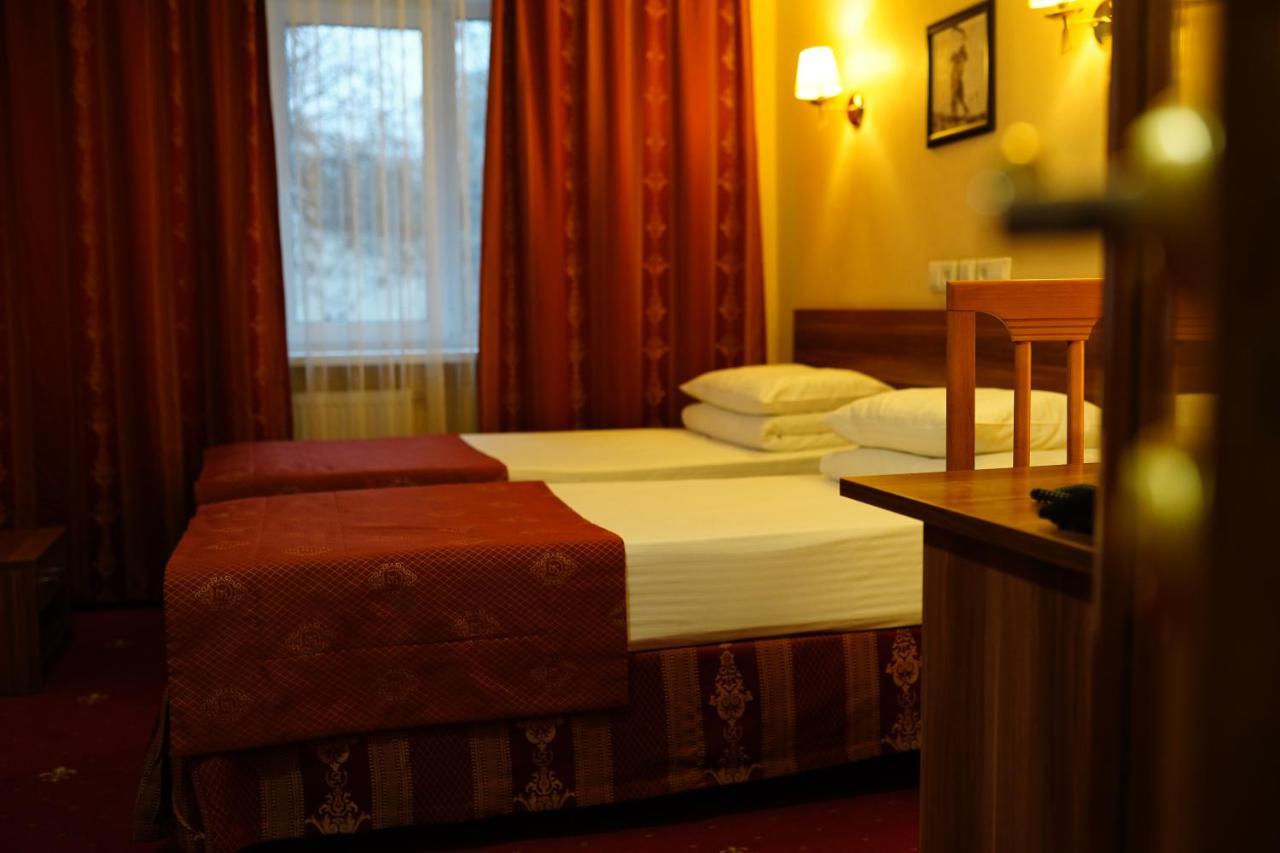 AMAKS Vizit Hotel Homel Buitenkant foto